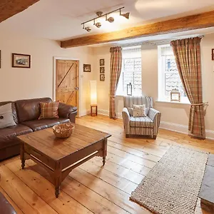  Holiday home Host & - Sanders House United Kingdom